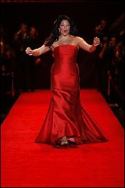 anatomytv.net_sara_ramires_004 (399x599, 25 kБ...)